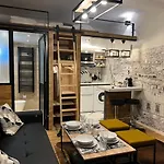 Loft Jaures Parijs